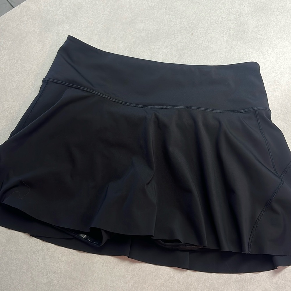 Athleta Ace Tennis Skort 13.5”